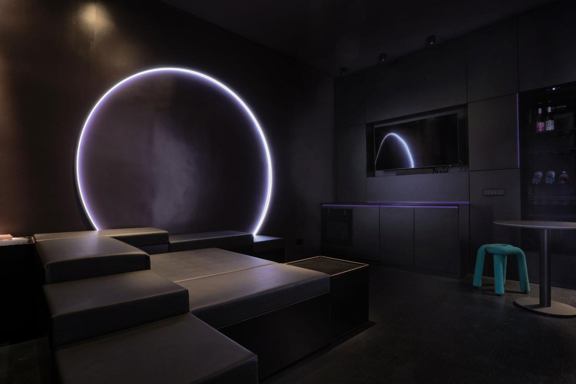 Your Very Unique Private In Kreuzberg Apartment *